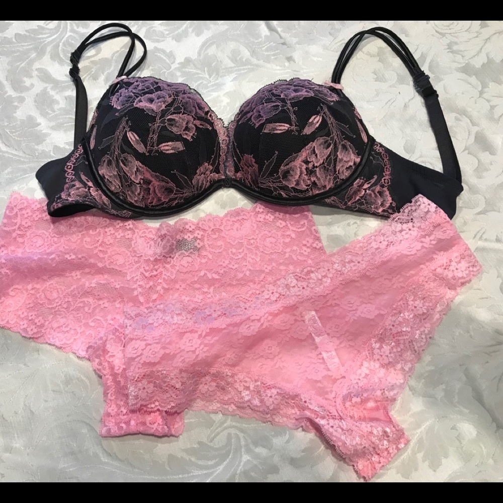 Victoria’s Secret SexyLittleThings  bra & panties